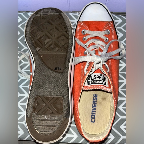 Converse. Women’s side 11. Worn but in good condition. - Picture 4 of 4